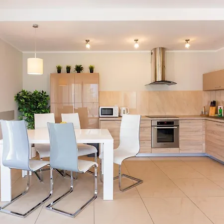 Panorama Z Widokiem Na Gory