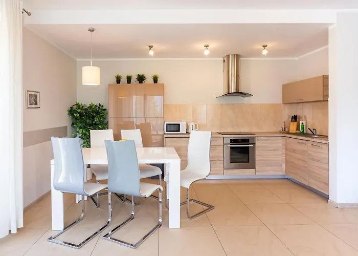 Panorama Z Widokiem Na Gory